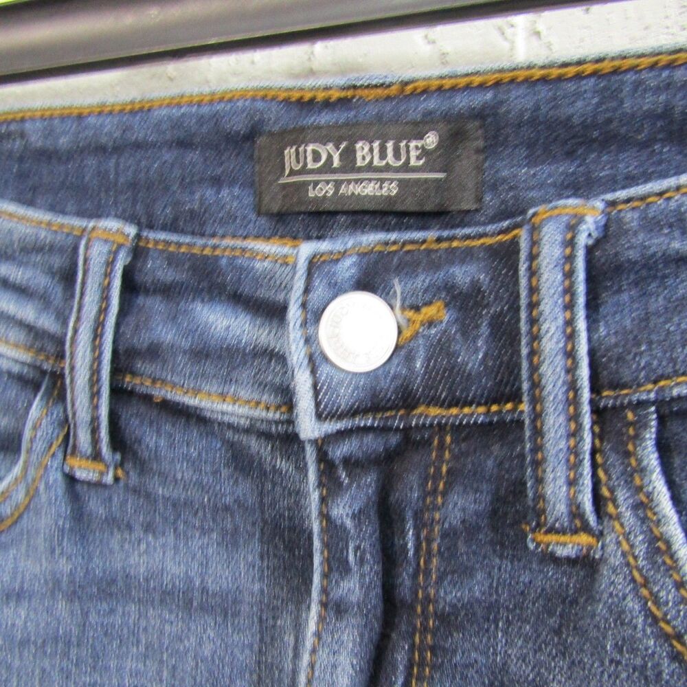 Judy Blue Women's Size S Dark Wash Denim Cuffed Mid-Rise Jean Bermuda Shorts - Picture 4 of 10